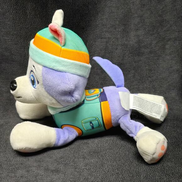 Nickelodeon Paw Patrol LIVE Everest Plush Stuffed Animal - Picture 2 of 9